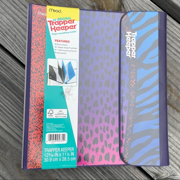 Trapper Keeper Binder Retro Style Portfolio Folder 2020 Mead 12 3/16" x 11 1/4" - Picture 1 of 12